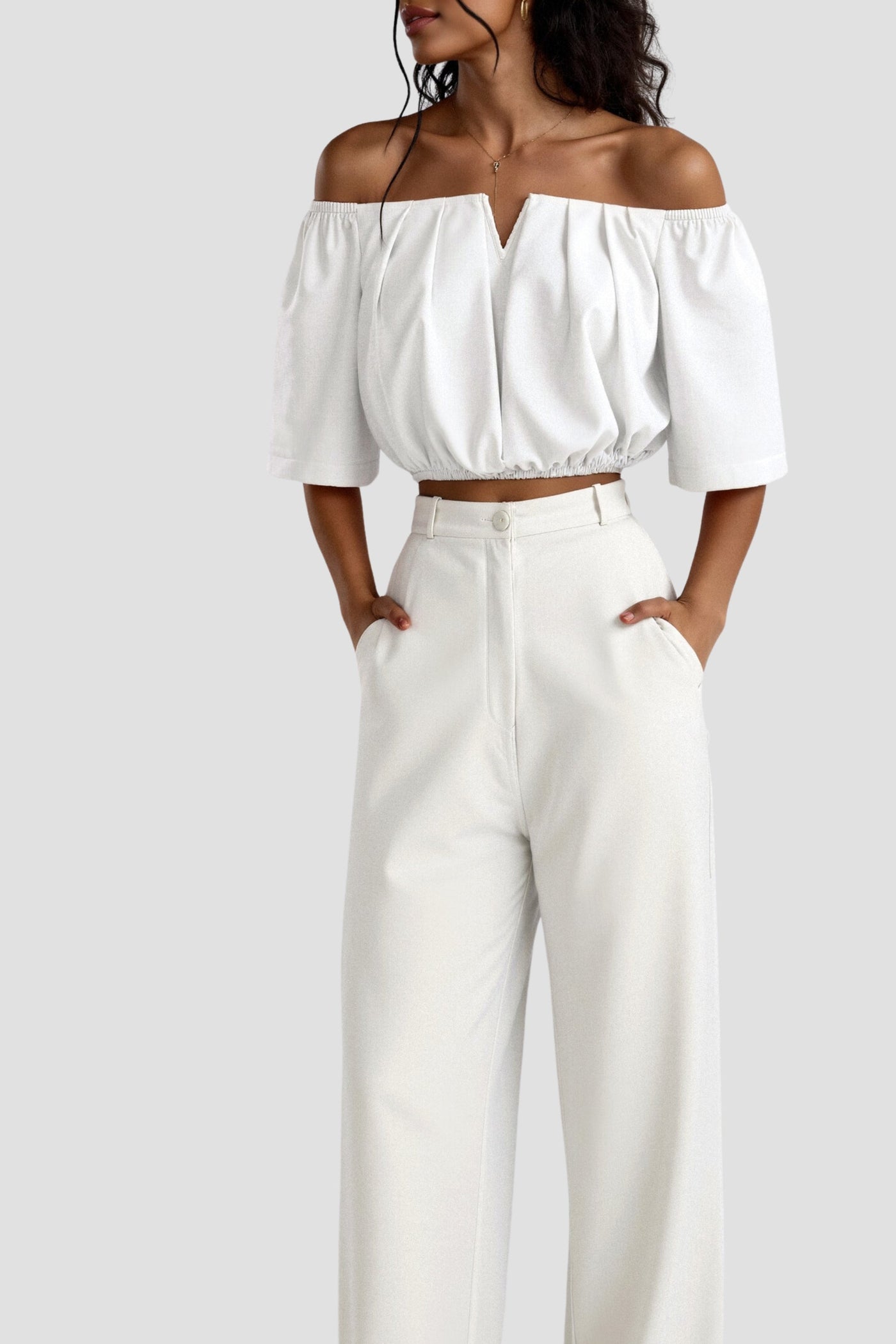 Schulterfreies Crop-Top in Weiß