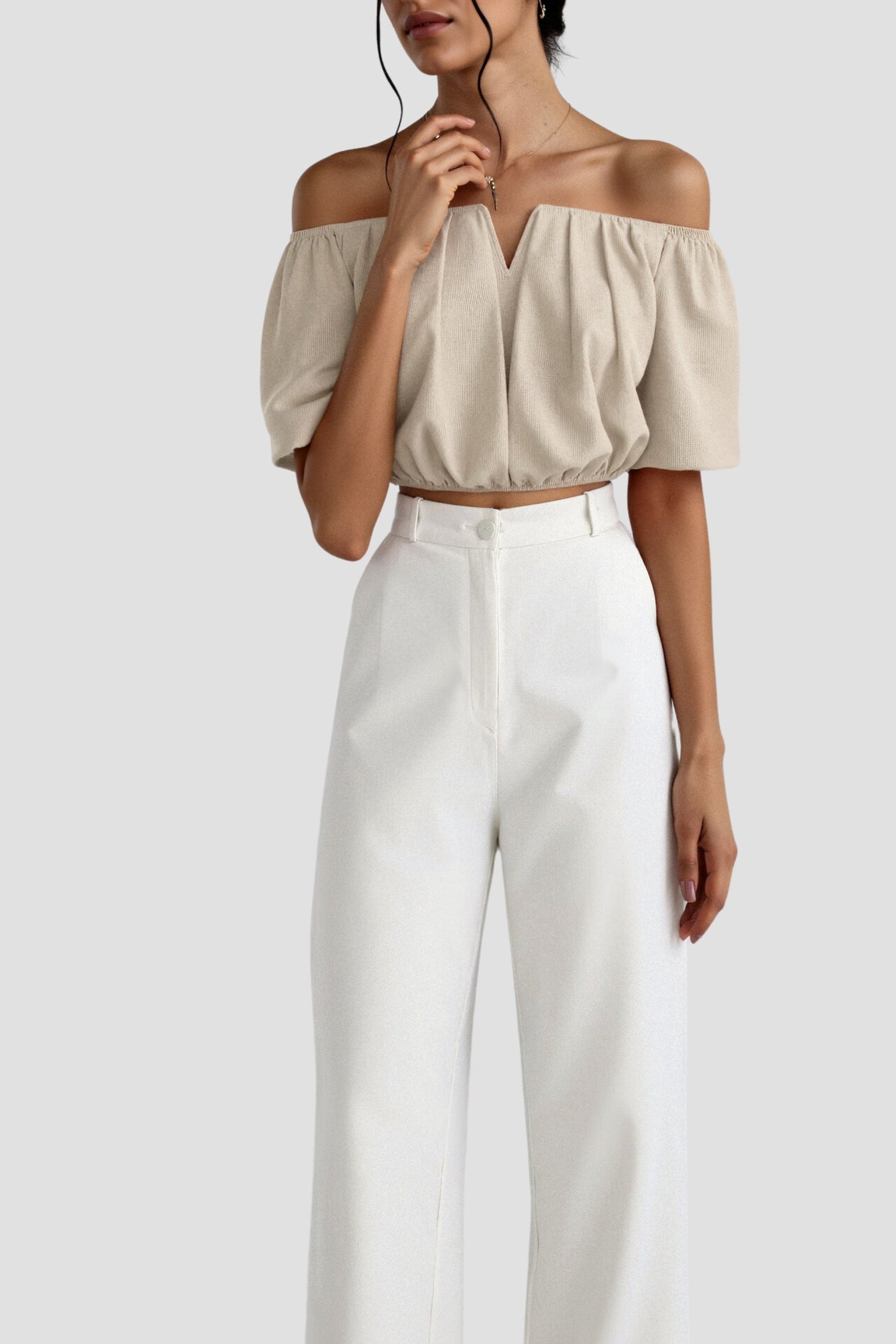 Schulterfreies Crop-Top in Weiß